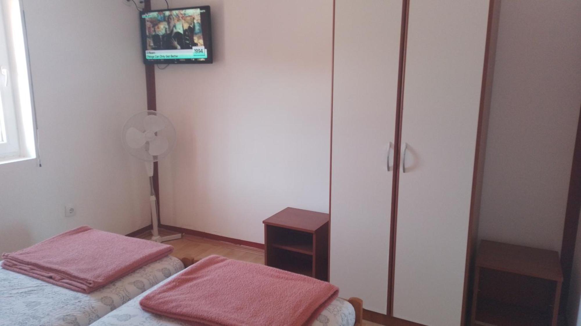 Red Apartman 트레빈예 외부 사진